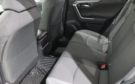 Toyota RAV4, 2019 год, 2 780 000 рублей, 18 фотография