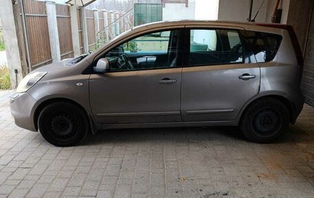 Nissan Note II рестайлинг, 2011 год, 740 000 рублей, 2 фотография