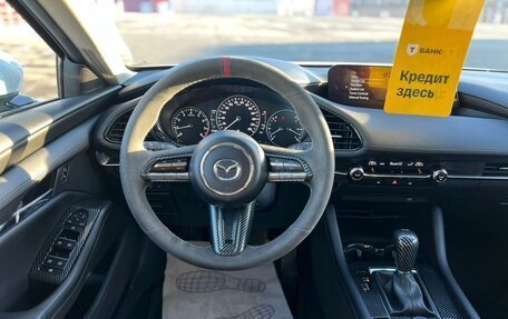 Mazda 3, 2021 год, 2 150 000 рублей, 13 фотография