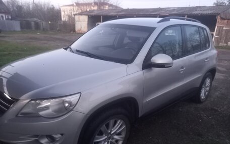 Volkswagen Tiguan I, 2009 год, 954 000 рублей, 2 фотография