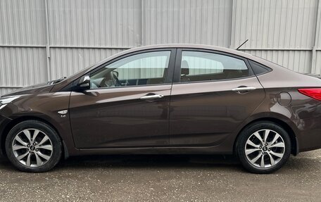 Hyundai Solaris II рестайлинг, 2015 год, 880 000 рублей, 2 фотография