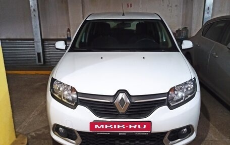 Renault Sandero II рестайлинг, 2018 год, 877 000 рублей, 3 фотография