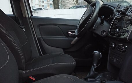 Renault Sandero II рестайлинг, 2018 год, 877 000 рублей, 16 фотография