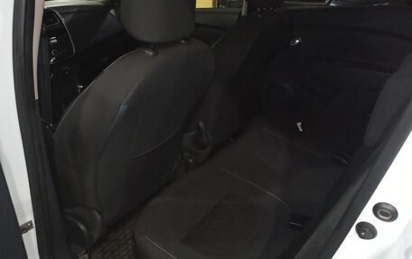 Renault Sandero II рестайлинг, 2018 год, 877 000 рублей, 19 фотография