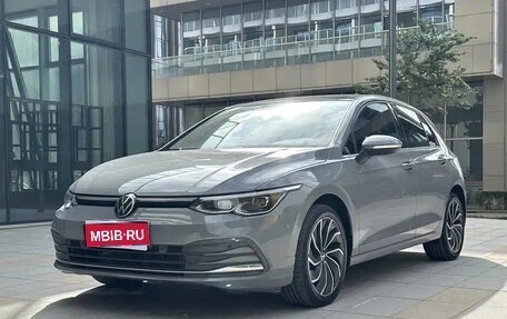 Volkswagen Golf VIII, 2022 год, 1 510 000 рублей, 1 фотография