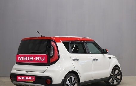 KIA Soul II рестайлинг, 2018 год, 1 539 000 рублей, 6 фотография