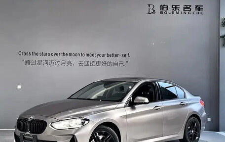 BMW 1 серия, 2022 год, 1 670 000 рублей, 3 фотография