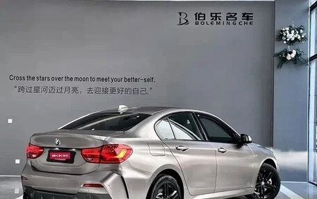 BMW 1 серия, 2022 год, 1 670 000 рублей, 6 фотография