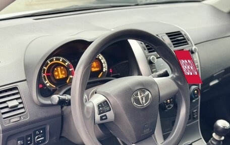 Toyota Corolla, 2011 год, 1 095 000 рублей, 13 фотография