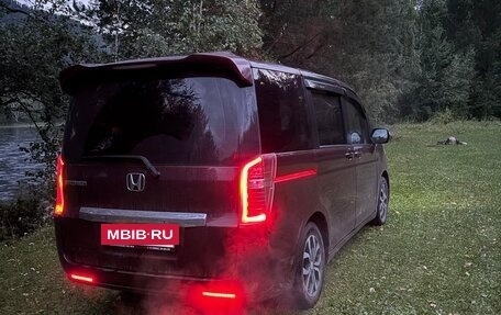 Honda Stepwgn IV, 2014 год, 1 580 000 рублей, 4 фотография