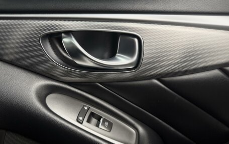 Infiniti Q50 I рестайлинг, 2015 год, 1 550 000 рублей, 17 фотография