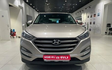Hyundai Tucson III, 2017 год, 2 000 000 рублей, 2 фотография