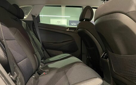 Hyundai Tucson III, 2017 год, 2 000 000 рублей, 12 фотография