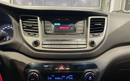 Hyundai Tucson III, 2017 год, 2 000 000 рублей, 16 фотография