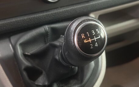 Volkswagen Caravelle T6 рестайлинг, 2019 год, 3 789 000 рублей, 11 фотография