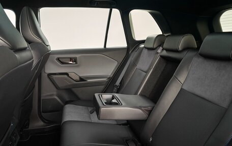 Toyota RAV4, 2025 год, 7 663 000 рублей, 12 фотография