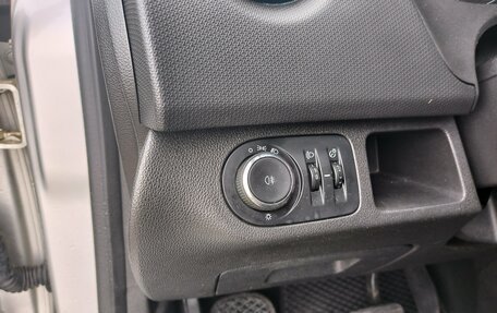 Opel Meriva, 2013 год, 860 000 рублей, 24 фотография