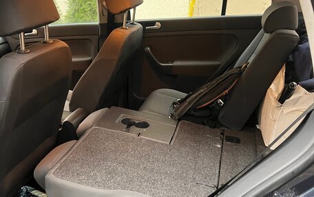 Volkswagen Golf Plus I, 2005 год, 430 000 рублей, 13 фотография