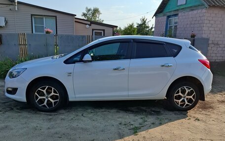 Opel Astra J, 2013 год, 830 000 рублей, 3 фотография