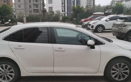 Toyota Corolla, 2019 год, 1 890 000 рублей, 2 фотография