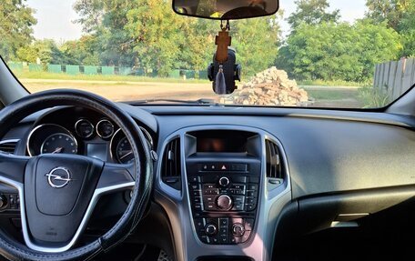 Opel Astra J, 2013 год, 830 000 рублей, 11 фотография