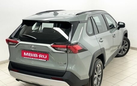 Toyota RAV4, 2025 год, 4 650 000 рублей, 9 фотография