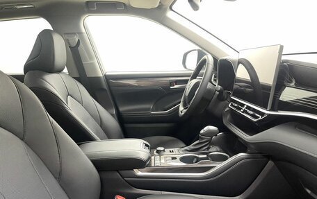 Toyota Highlander, 2025 год, 6 250 000 рублей, 12 фотография