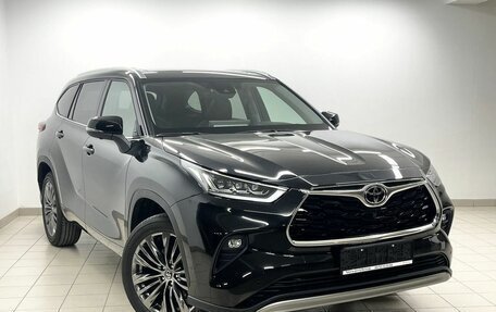 Toyota Highlander, 2025 год, 6 250 000 рублей, 3 фотография