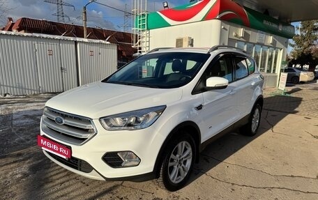 Ford Kuga III, 2017 год, 1 650 000 рублей, 2 фотография