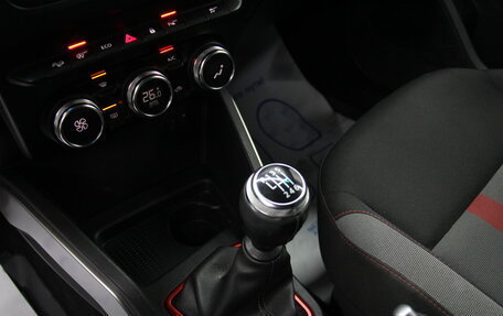 Dacia Duster II, 2019 год, 1 593 000 рублей, 22 фотография