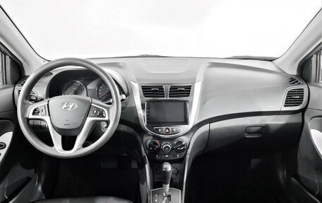 Hyundai Solaris II рестайлинг, 2014 год, 780 000 рублей, 5 фотография