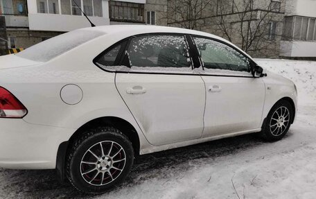 Volkswagen Polo VI (EU Market), 2012 год, 680 000 рублей, 3 фотография