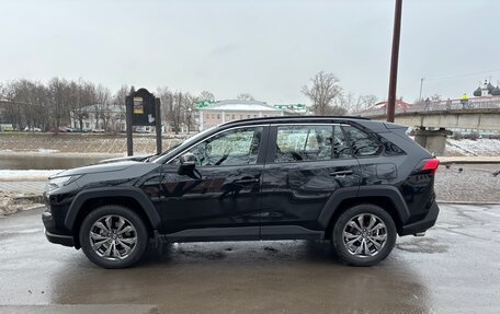 Toyota RAV4, 2024 год, 3 870 000 рублей, 2 фотография