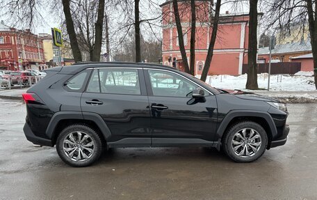 Toyota RAV4, 2024 год, 3 870 000 рублей, 6 фотография