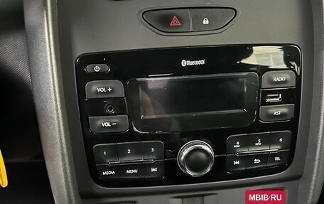 Renault Duster I рестайлинг, 2019 год, 1 000 000 рублей, 2 фотография