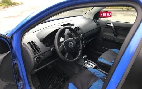 Volkswagen Polo IV рестайлинг, 2003 год, 369 000 рублей, 10 фотография