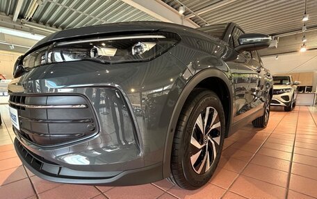 Volkswagen Tiguan, 2025 год, 4 850 000 рублей, 9 фотография