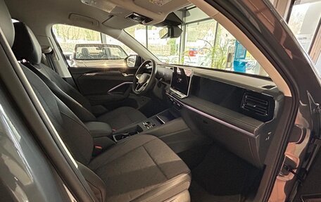 Volkswagen Tiguan, 2025 год, 4 850 000 рублей, 19 фотография