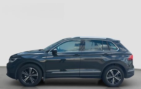 Volkswagen Tiguan II, 2024 год, 3 500 000 рублей, 7 фотография