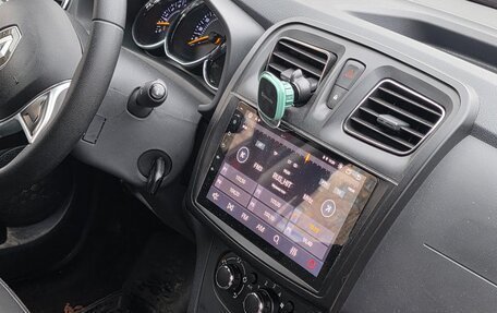 Renault Sandero II рестайлинг, 2022 год, 6 фотография