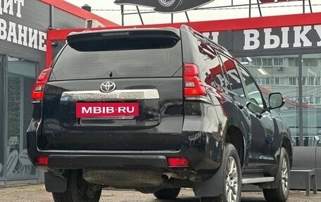 Toyota Land Cruiser Prado 150 рестайлинг 2, 2017 год, 5 520 000 рублей, 10 фотография