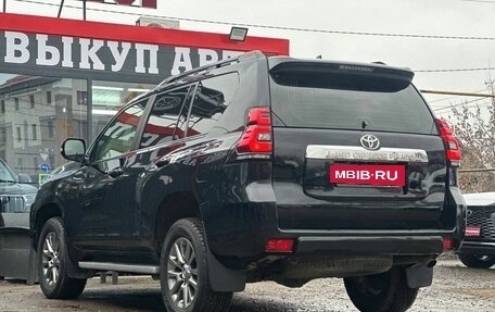 Toyota Land Cruiser Prado 150 рестайлинг 2, 2017 год, 5 520 000 рублей, 7 фотография