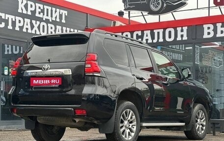 Toyota Land Cruiser Prado 150 рестайлинг 2, 2017 год, 5 520 000 рублей, 11 фотография