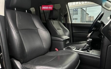 Toyota Land Cruiser Prado 150 рестайлинг 2, 2017 год, 5 520 000 рублей, 21 фотография