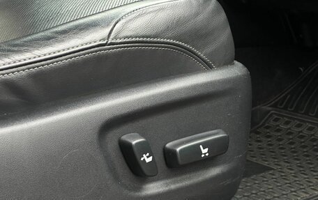 Toyota Land Cruiser Prado 150 рестайлинг 2, 2017 год, 5 520 000 рублей, 38 фотография