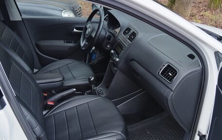 Volkswagen Polo VI (EU Market), 2012 год, 950 000 рублей, 7 фотография