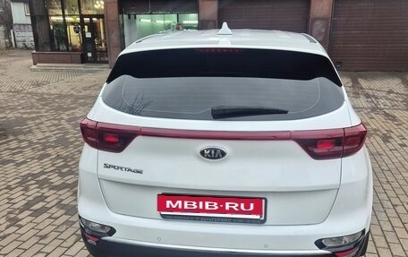 KIA Sportage IV рестайлинг, 2021 год, 2 500 000 рублей, 5 фотография