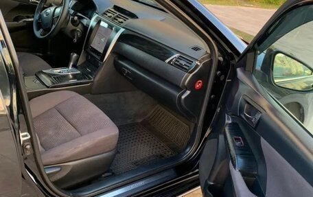 Toyota Camry, 2011 год, 1 400 000 рублей, 6 фотография