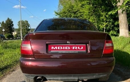 Audi A4, 1994 год, 330 000 рублей, 2 фотография