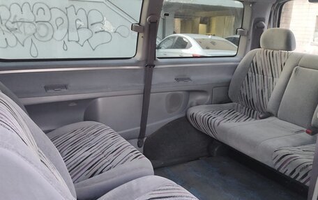 Toyota Regius, 1997 год, 860 000 рублей, 8 фотография